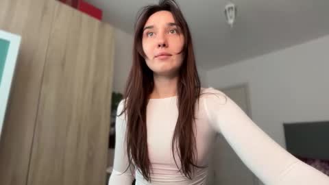 Snapshot of linabbb chatting on October 11, 2025, 8:35 am Lina online show from October 11, 2025, 8:35 am