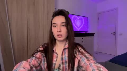 Snapshot of linabbb chatting on October 28, 2025, 5:04 pm Lina online show from October 28, 2025, 5:04 pm