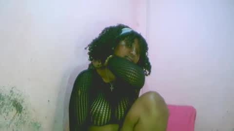 Snapshot of linah1123 chatting on October 5, 2025, 9:34 pm linah1123 online show from October 5, 2025, 9:34 pm