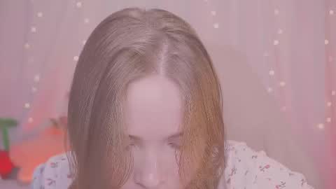 Snapshot of linalyy chatting on November 30, 2025, 5:22 am Lina online show from November 30, 2025, 5:22 am