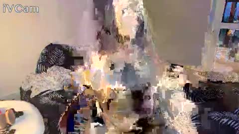 Snapshot of linamurrrr chatting on May 17, 2026, 12:52 am Nicolas and Lina online show from May 17, 2026, 12:52 am