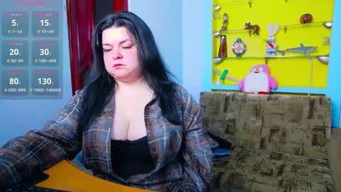 Lina online show from June 5, 2026, 6:52 am