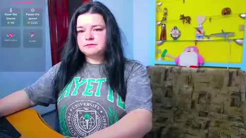 Lina online show from June 10, 2026, 6:34 am