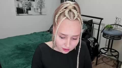 Lina online show from February 16, 2025, 12:19 am