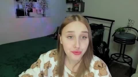 Lina online show from February 27, 2025, 8:53 pm