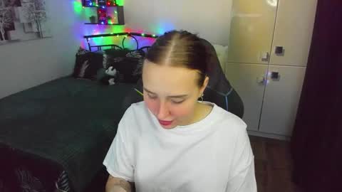 Snapshot of linatruly chatting on February 23, 2026, 10:18 pm Lina online show from February 23, 2026, 10:18 pm