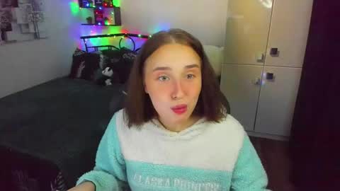 Snapshot of linatruly chatting on February 27, 2026, 10:32 pm Lina online show from February 27, 2026, 10:32 pm