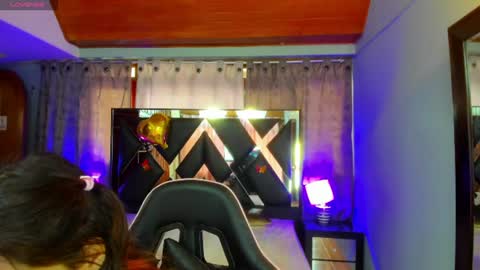  Linda  online show from July 6, 2026, 6:32 pm