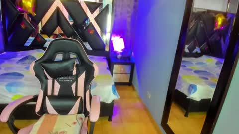  Linda  online show from July 7, 2026, 6:34 pm