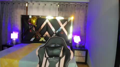  Linda  online show from July 11, 2026, 5:59 pm