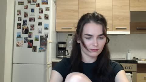 Linda online show from December 13, 2025, 8:36 pm