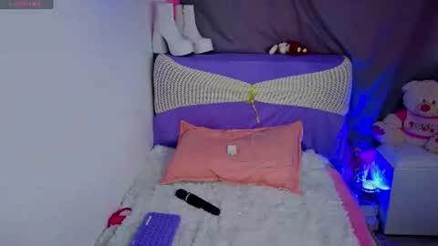 Linda online show from June 28, 2026, 10:49 pm