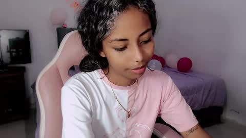 linda brown  online show from April 30, 2026, 11:49 am