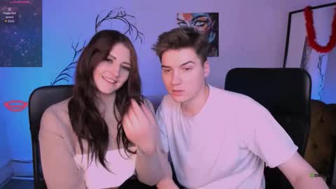 Linda online show from November 18, 2025, 1:33 am