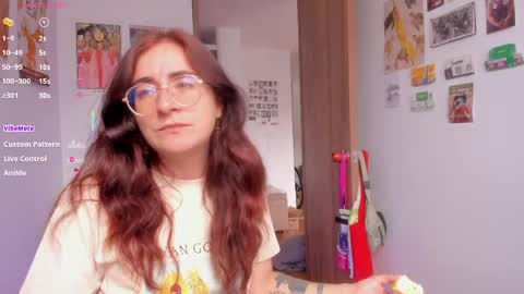 Snapshot of linda_giggle chatting on May 13, 2026, 1:30 pm Giggles online show from May 13, 2026, 1:30 pm