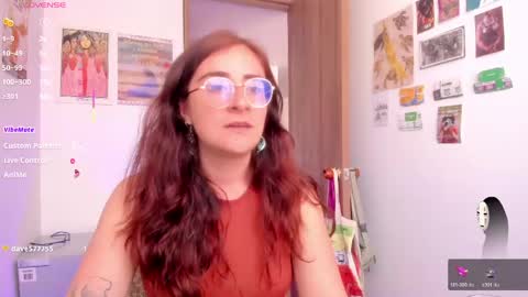 Snapshot of linda_giggle chatting on June 1, 2026, 7:26 pm Giggles online show from June 1, 2026, 7:26 pm