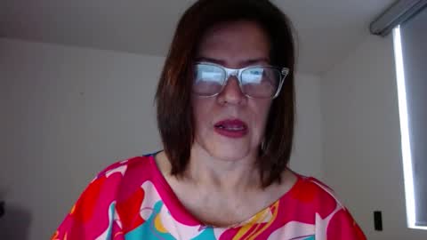 Snapshot of linda_hanna1977 chatting on November 14, 2025, 2:38 pm Linda Hanna online show from November 14, 2025, 2:38 pm