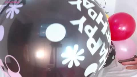 Snapshot of linda_jay_ chatting on June 4, 2026, 10:49 pm Linda online show from June 4, 2026, 10:49 pm