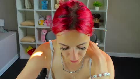 Linda online show from July 27, 2026, 8:21 am