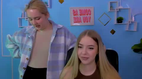 Snapshot of linda_lynx chatting on July 30, 2026, 8:46 am linda_lynx online show from July 30, 2026, 8:46 am