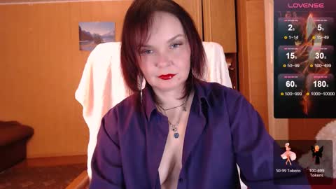 Snapshot of linda_may_ chatting on January 9, 2025, 2:33 am Lena online show from January 9, 2025, 2:33 am