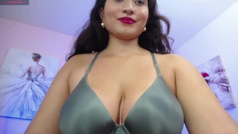 Maria Paula online show from January 3, 2025, 3:12 pm