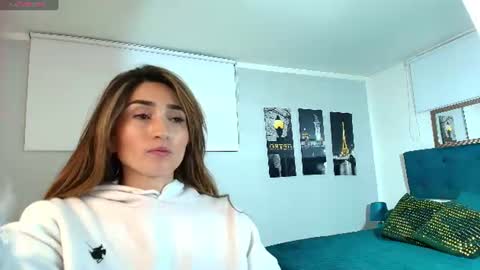 Maria Paula online show from July 25, 2026, 10:02 am