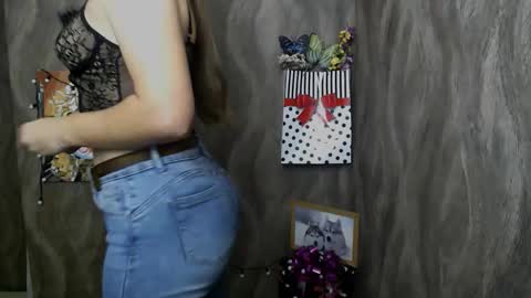 Linda online show from October 11, 2025, 9:30 am