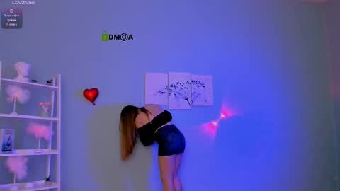 linda_save online show from March 20, 2026, 8:03 pm