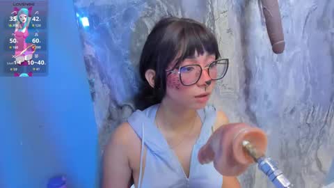 Snapshot of linda_sofi__ chatting on October 31, 2025, 7:59 pm linda_sofi__ online show from October 31, 2025, 7:59 pm