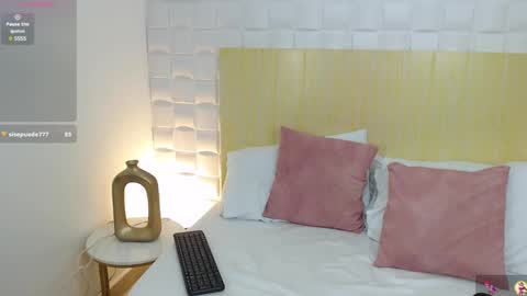 L I N D A online show from February 11, 2025, 7:27 pm