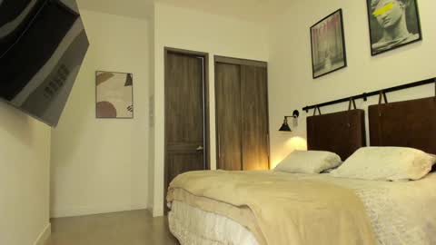 Snapshot of lindabluee chatting on February 1, 2025, 4:22 pm Nia online show from February 1, 2025, 4:22 pm