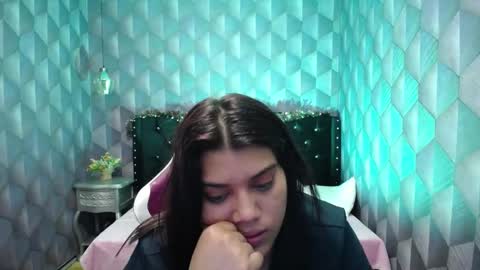    online show from January 5, 2025, 9:05 am