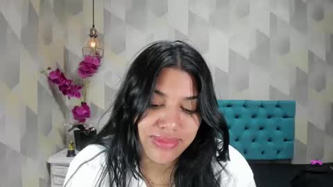    online show from September 27, 2025, 3:17 pm