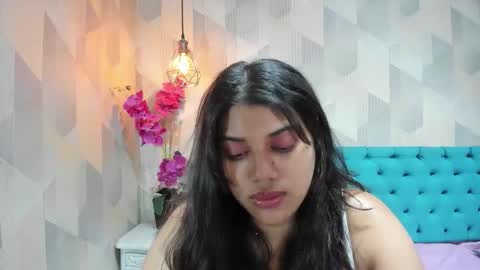 Snapshot of lindabreexlove chatting on April 3, 2026, 1:20 pm online show from April 3, 2026, 1:20 pm