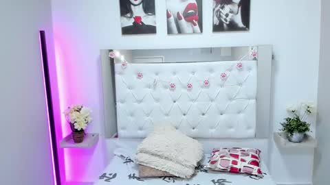 Snapshot of lindacarterr chatting on February 19, 2025, 8:52 pm Linda Carterr online show from February 19, 2025, 8:52 pm