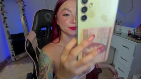 Lindsay    online show from January 7, 2025, 4:50 am