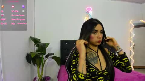 Linda  online show from March 23, 2026, 3:32 am