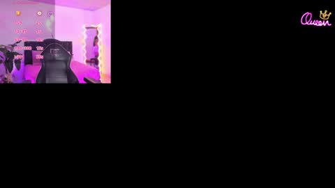 Linda  online show from April 16, 2026, 3:18 am