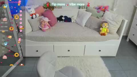 Snapshot of lindsaydeee chatting on September 21, 2025, 10:28 am Alexandra online show from September 21, 2025, 10:28 am