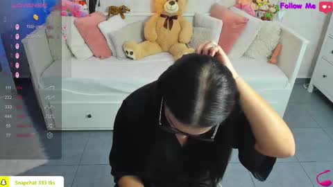 Snapshot of lindsaydeee chatting on October 20, 2025, 4:02 am Alexandra online show from October 20, 2025, 4:02 am