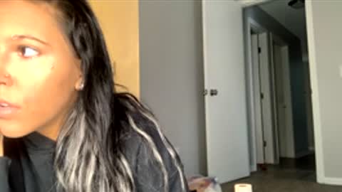 Snapshot of lindsey_w1 chatting on February 26, 2026, 9:58 pm Lexus online show from February 26, 2026, 9:58 pm