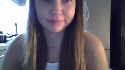 Snapshot of lindsisecret chatting on October 22, 2025, 7:57 pm Anna online show from October 22, 2025, 7:57 pm