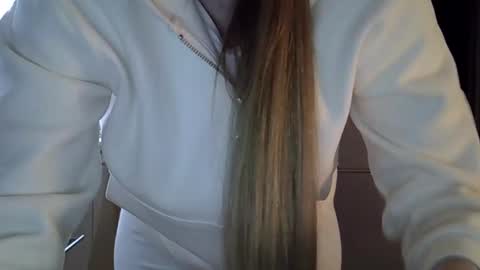 Snapshot of lindsisecret chatting on October 31, 2025, 6:20 pm Anna online show from October 31, 2025, 6:20 pm