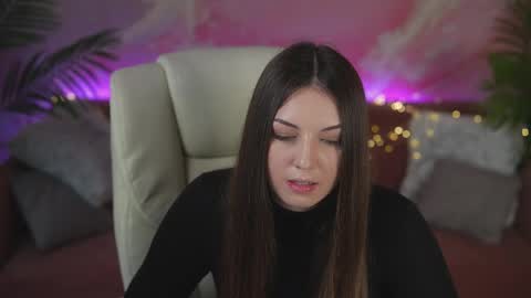 Lindsy online show from April 6, 2026, 7:04 pm
