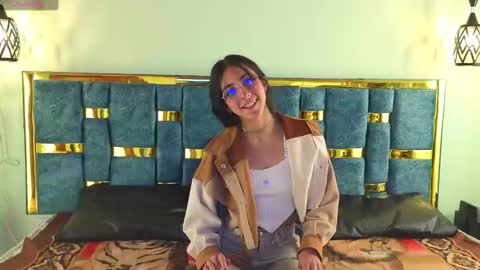 Snapshot of ling_ling24 chatting on January 22, 2025, 3:31 am ling ling24 online show from January 22, 2025, 3:31 am