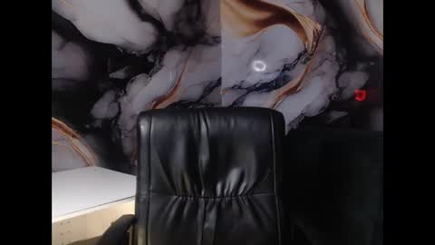 Snapshot of ling_ling24 chatting on February 21, 2025, 6:07 am ling ling24 online show from February 21, 2025, 6:07 am