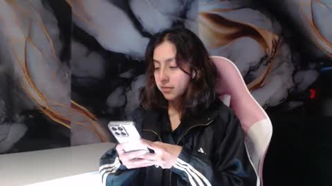 Snapshot of ling_ling24 chatting on October 15, 2025, 3:06 am ling ling24 online show from October 15, 2025, 3:06 am