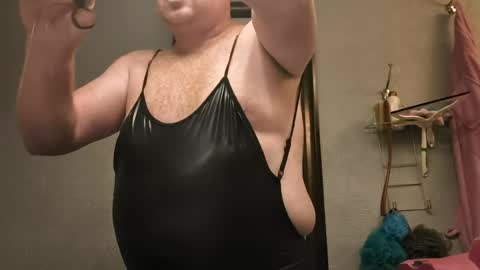 lingerieking11 online show from July 6, 2026, 12:02 pm