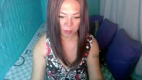 linkingqueens69 online show from July 28, 2026, 1:23 am